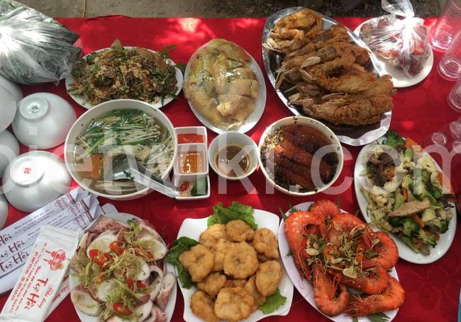 Gợi ý mâm cỗ cưới miền Bắc, Trung, Nam ngon 5 Mâm cỗ cưới miền Trung